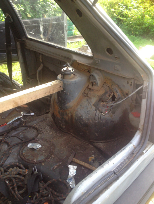 Обзор Volkswagen golf 2 и Volkswagen golf 6 от KROWN volkswagen golf 2, фольксваген гольф 2, фольксваген гольф 6, volkswagen golf 6, volkswagen golf обзор, коррозия кузова фольксваген